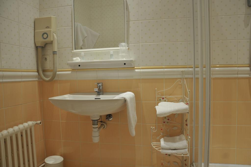 Hotel De Paris Charleville-Mézières 외부 사진